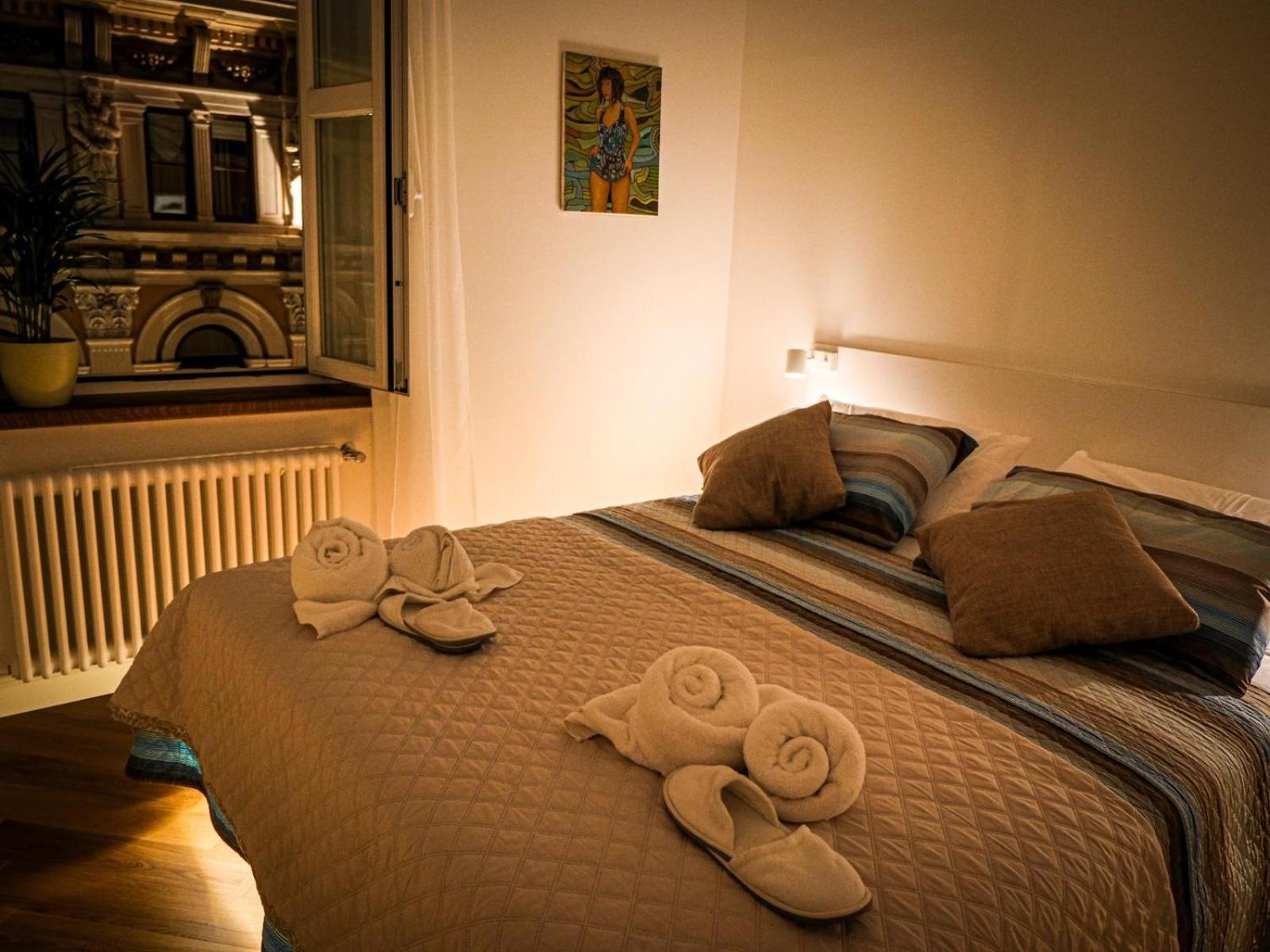 Casa Vacanze Trieste - Vista Piazza Unita מראה חיצוני תמונה